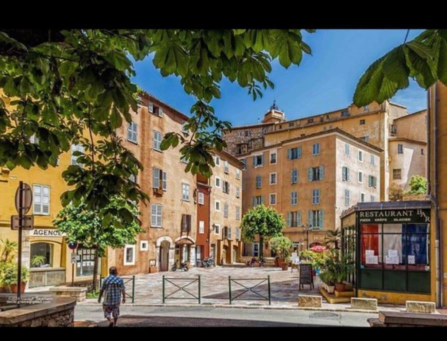 Grasse : Centre Ville Superbe Appartement 2 Chambres Buitenkant foto