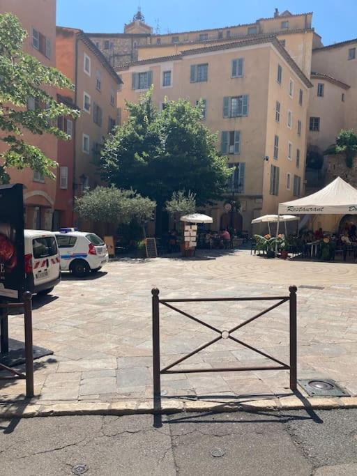 Grasse : Centre Ville Superbe Appartement 2 Chambres Buitenkant foto